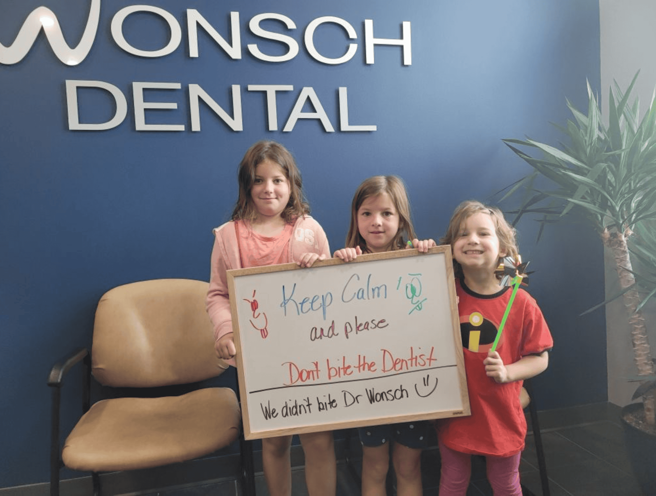 Wonsch Dental logo